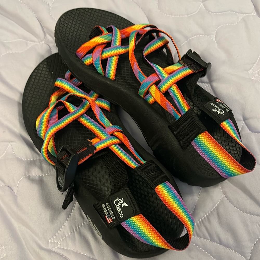 Chaco sandals, US 5